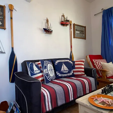 Yacht Marine Maison * Naxos City