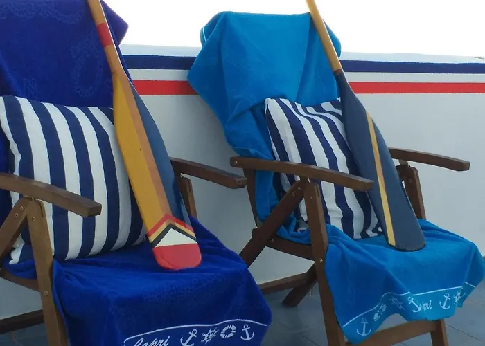 Yacht Marine Maison Naxos City