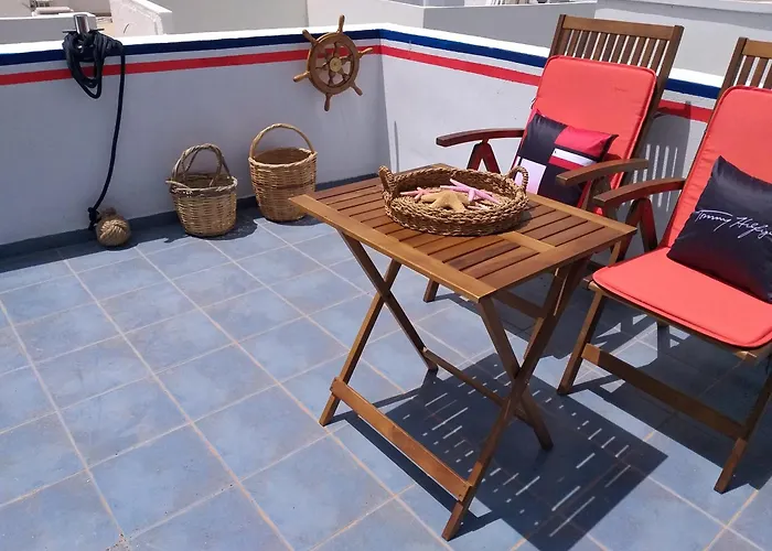 Yacht Marine Maison * Naxos City