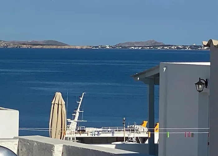 Yacht Marine Maison Naxos City